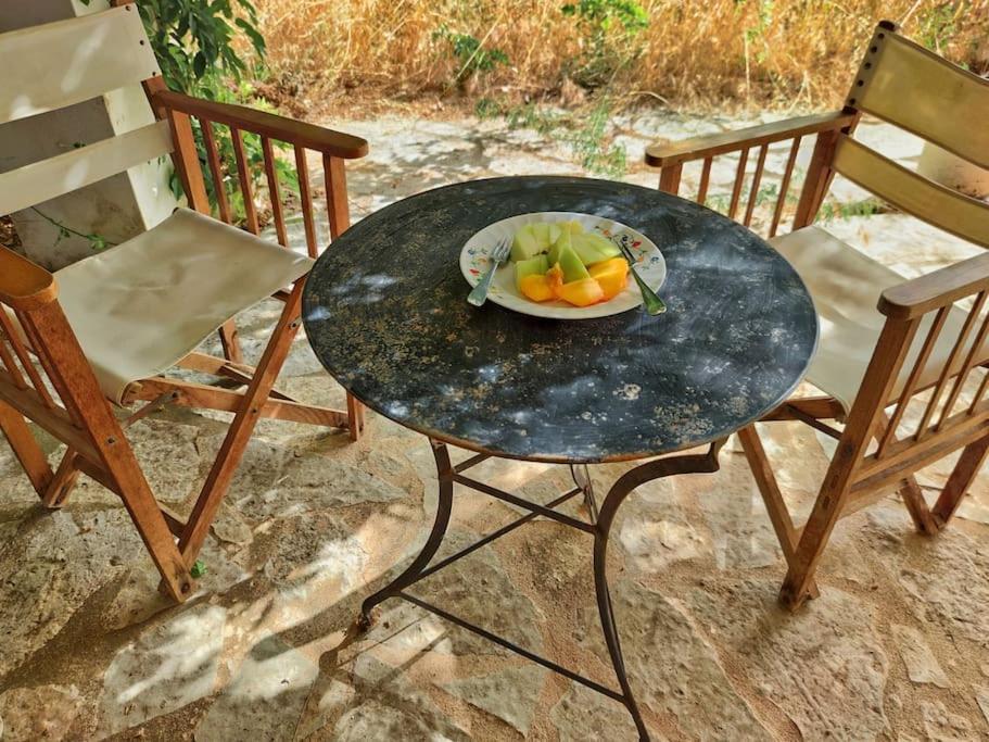Στούντιο Σε Πέτρινο Σπίτι, Κοντά Σε Παραλία Apartment Кипарисия Екстериор снимка