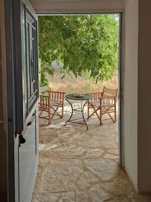 Στούντιο Σε Πέτρινο Σπίτι, Κοντά Σε Παραλία Apartment Кипарисия Екстериор снимка